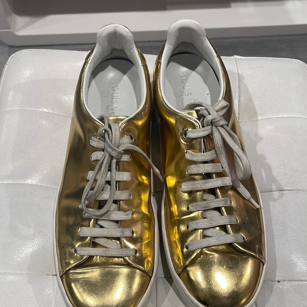 Louis Vuitton ace sneakers gold size 7